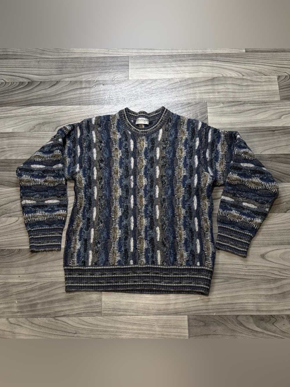 SIZE LARGE WOMENS VTG NORM THOMPSON 3D KNIT PULLOVER SWEATER